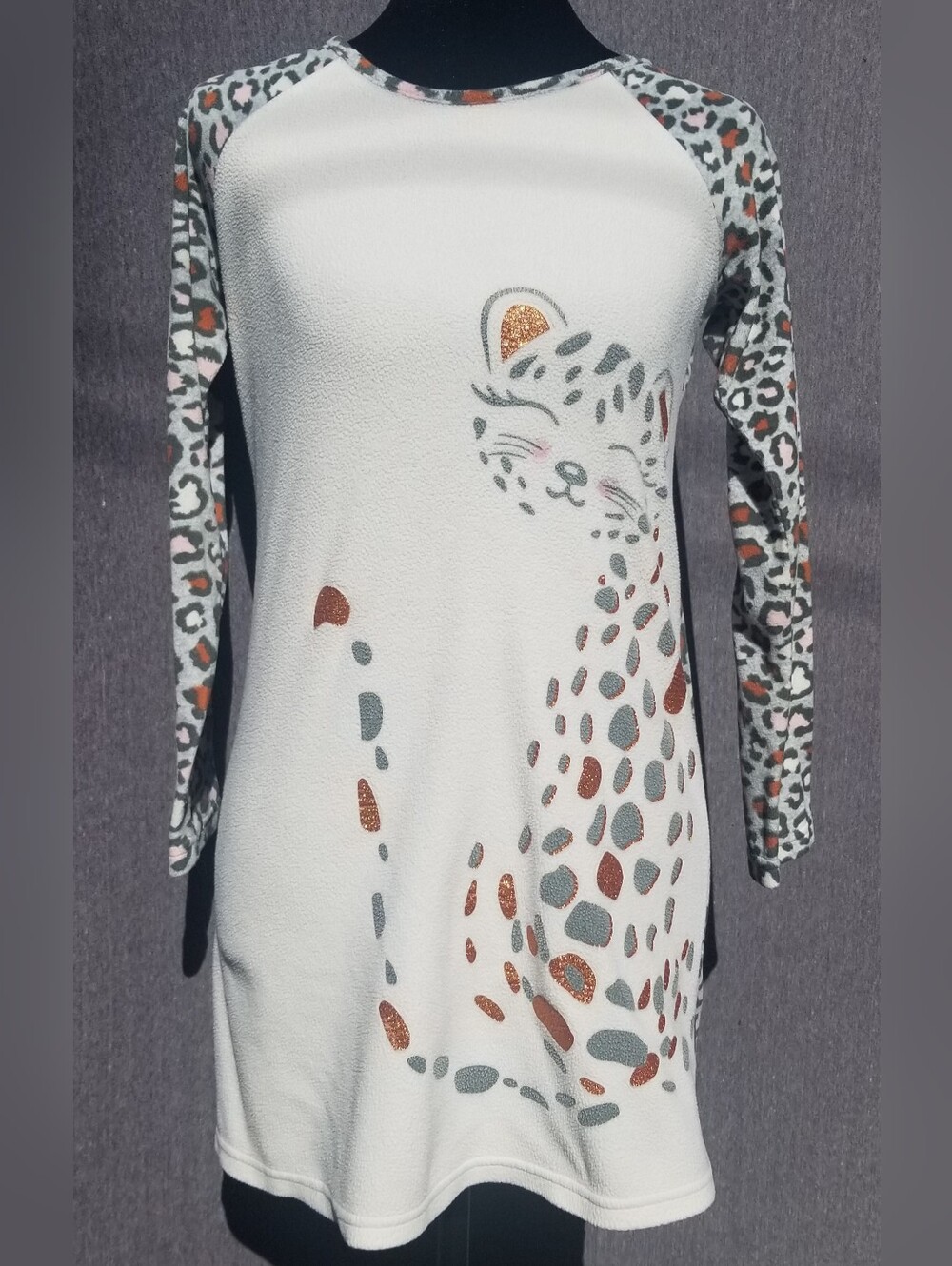 wonder nation White Leopard Print Raglan Top with Glitter Accents 70